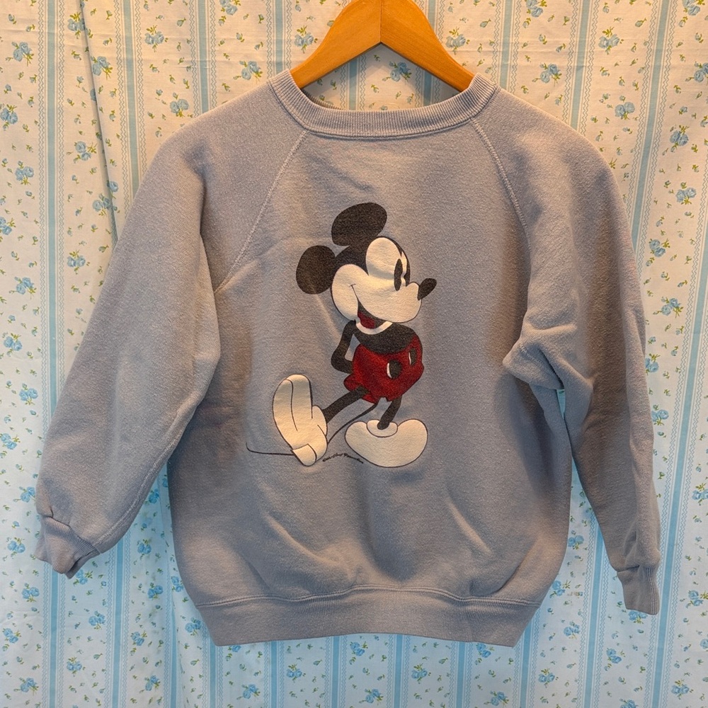 Vintage Light Blue/Gray Mickey Mouse Sweatshirt